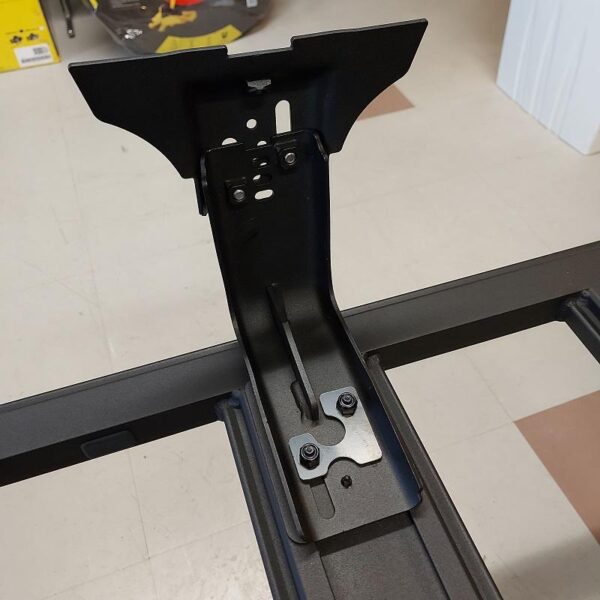 BASE_RACK_KIINNITYSSARJA_17900060