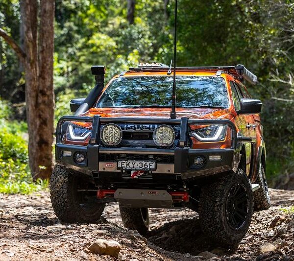 POHJAPANSSARI_ARB_5448150_ISUZU_D_MAX_2021__