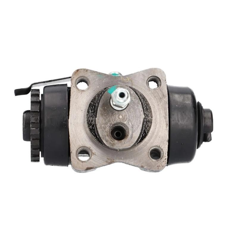 ETUJARRUSYLINTERI_TOYOTA_LAND_CRUISER___VASEN