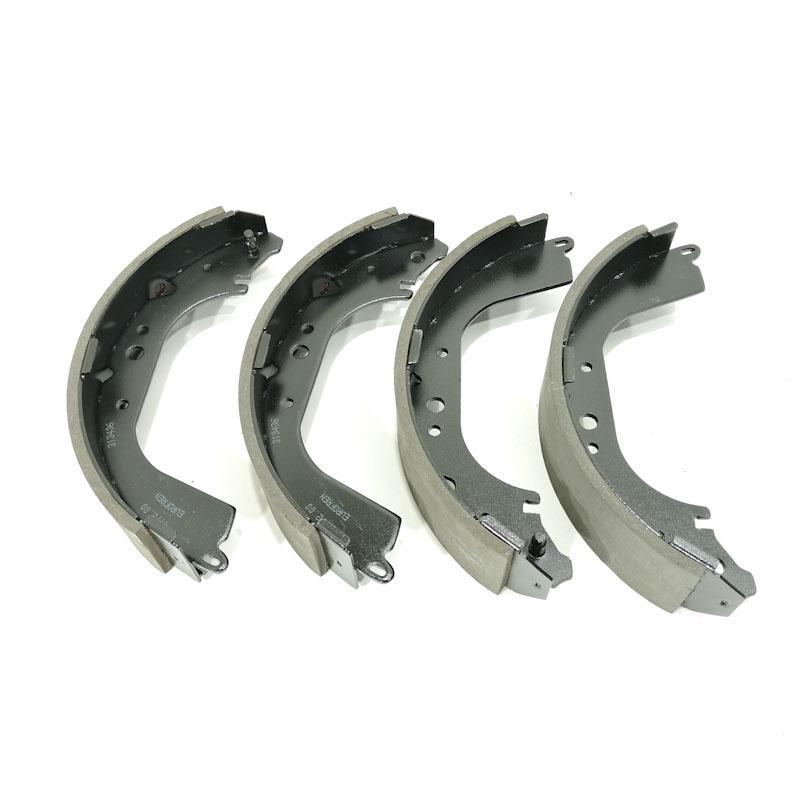 JARRUKENGAT_TAAKSE_TOYOTA_LAND_CRUISER_40___SARJA