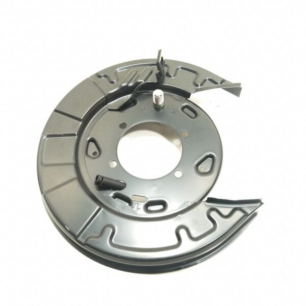 JARRUKILPI_TAAKSE_MITSUBISHI_PAJERO__OIKEA_PUOLI_