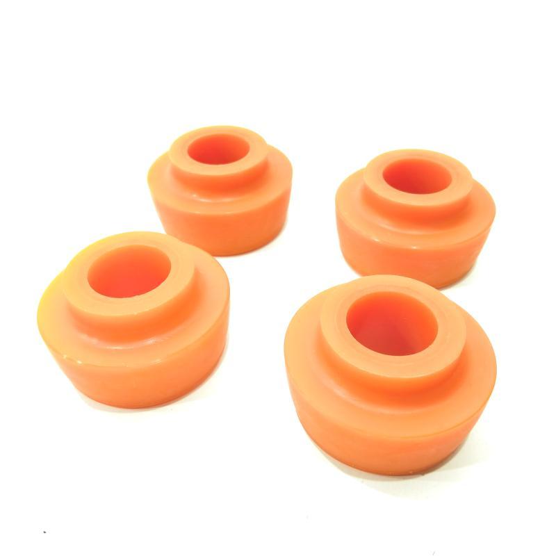 TUKIVARSIEN__ETU_TAKA__KORIKIINNIIKKEEN_PUSLAT_TOYOTA_LAND_CRUISER_LJ_RJ70