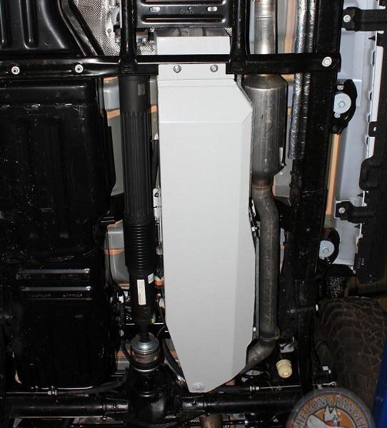 LISAPOLTTOAINETANKKI_70_L_JEEP_WRANGLER_JL_BENSA