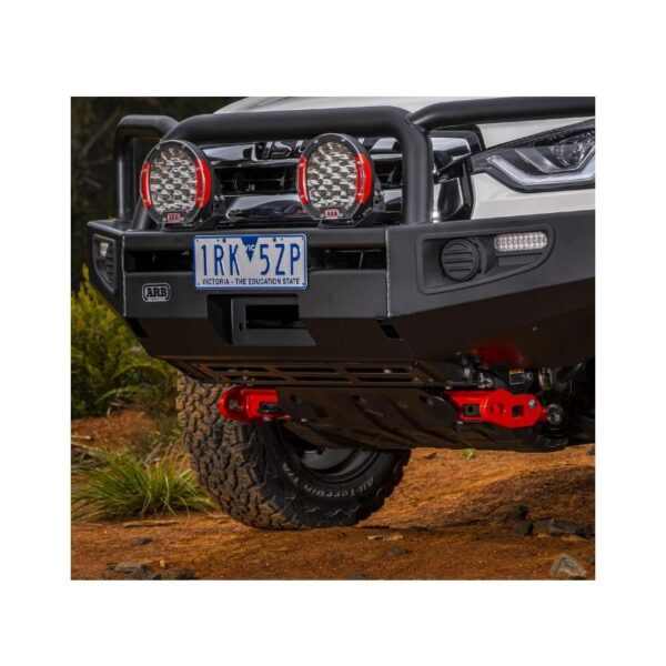 VETOPISTE__OIKEALLE_PUOLELLE__ARB_ISUZU_D_MAX_2021__